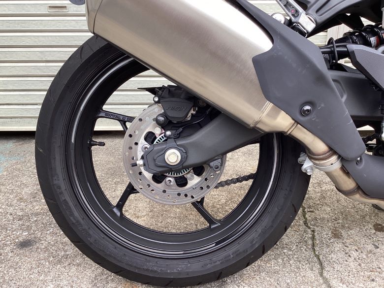 Ｎｉｎｊａ　ＺＸ−４Ｒ　ＳＥ