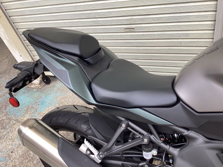 Ｎｉｎｊａ　ＺＸ−４Ｒ　ＳＥ