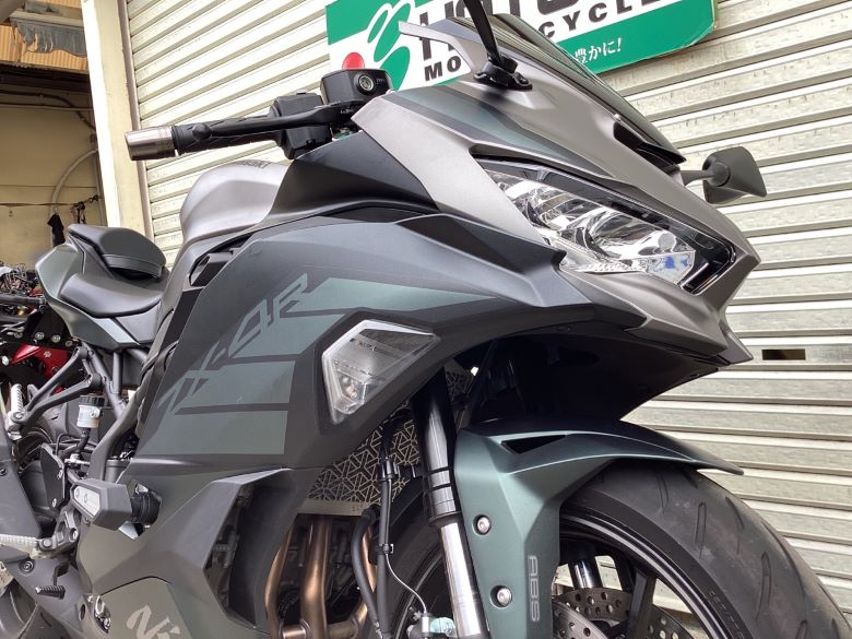 Ｎｉｎｊａ　ＺＸ−４Ｒ　ＳＥ