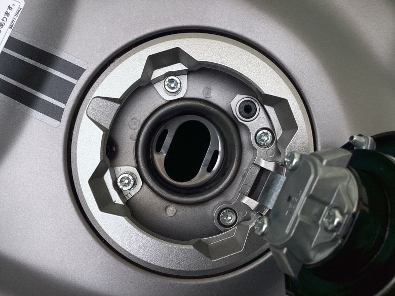 Ｎｉｎｊａ　ＺＸ−４Ｒ　ＳＥ