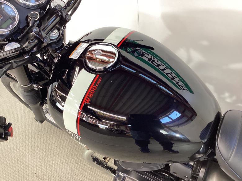 Ｗ８００　ストリート