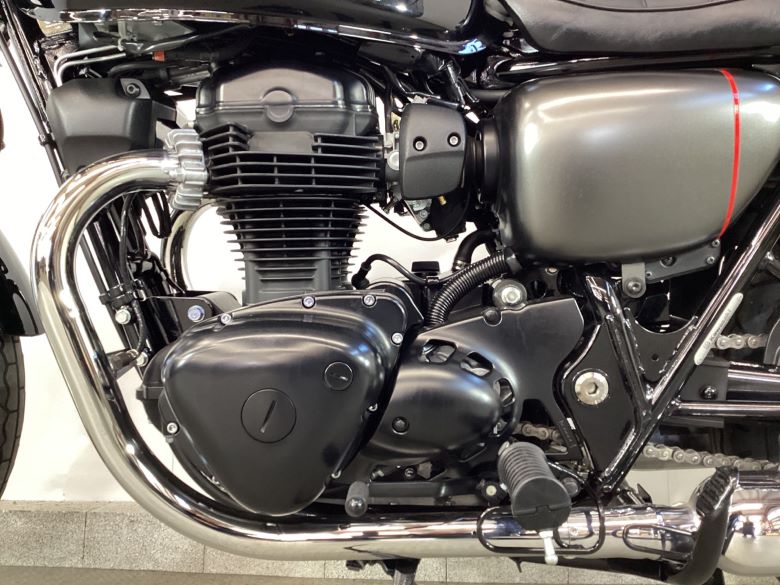 Ｗ８００　ストリート