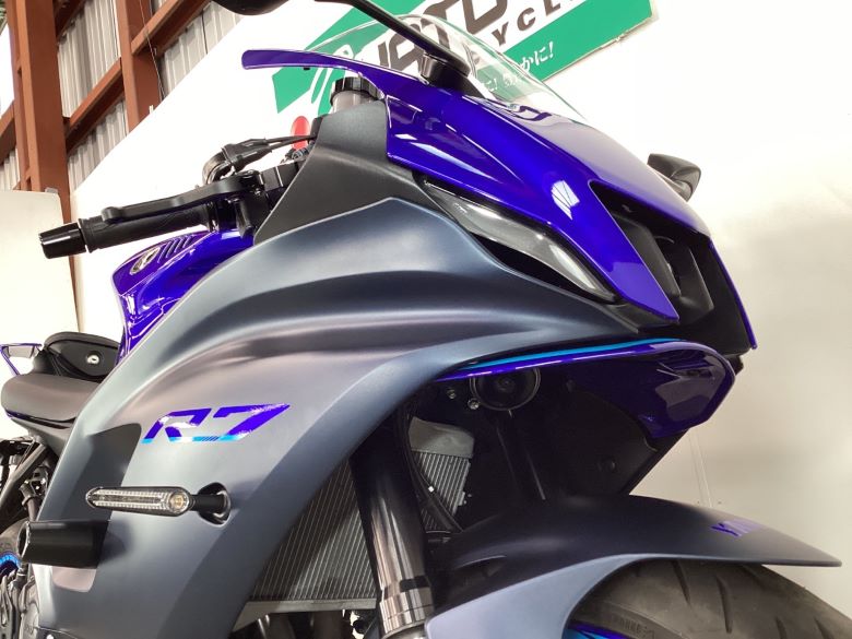 ＹＺＦ−Ｒ７