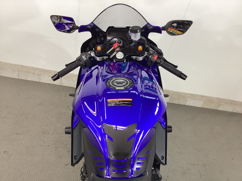 ＹＺＦ−Ｒ７