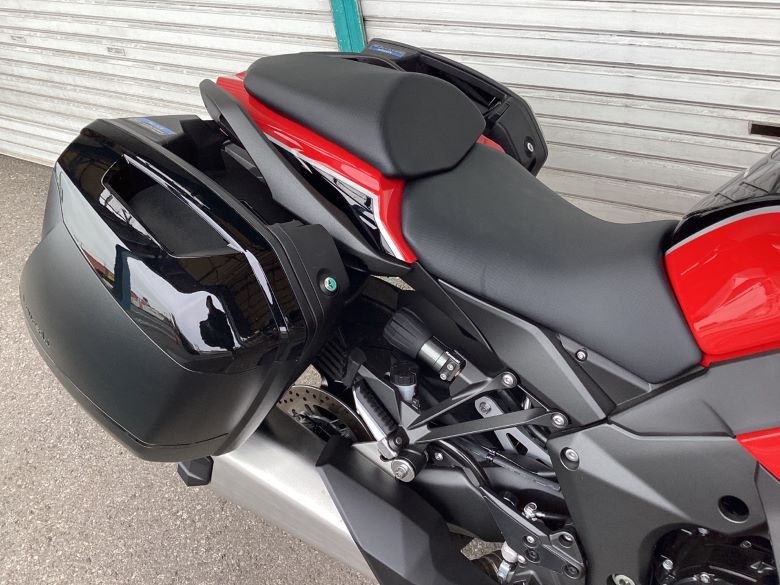 Ｎｉｎｊａ　１０００　ＳＸ