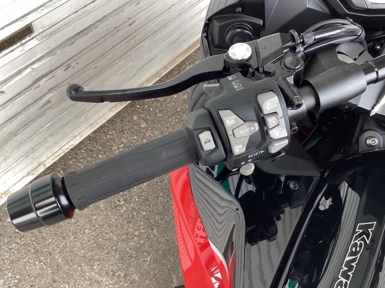 Ｎｉｎｊａ　１０００　ＳＸ