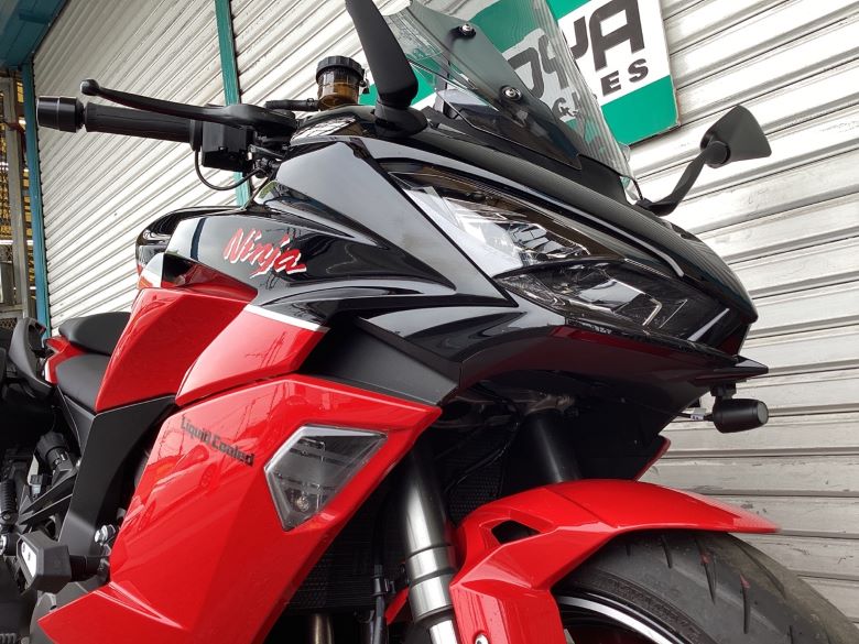 Ｎｉｎｊａ　１０００　ＳＸ