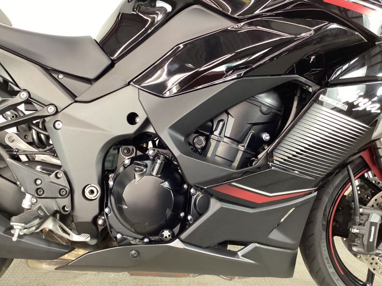 Ｎｉｎｊａ　１０００　ＳＸ