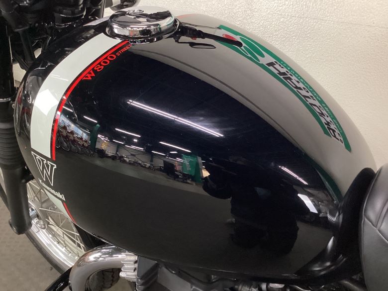 Ｗ８００　ストリート