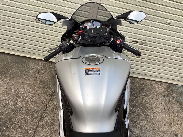 ＹＺＦ−Ｒ６