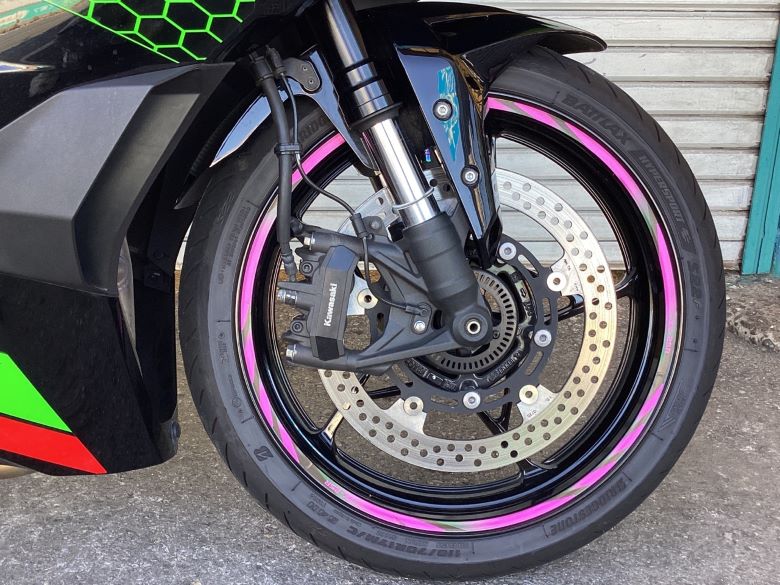 Ｎｉｎｊａ　ＺＸ−２５Ｒ　ＳＥ