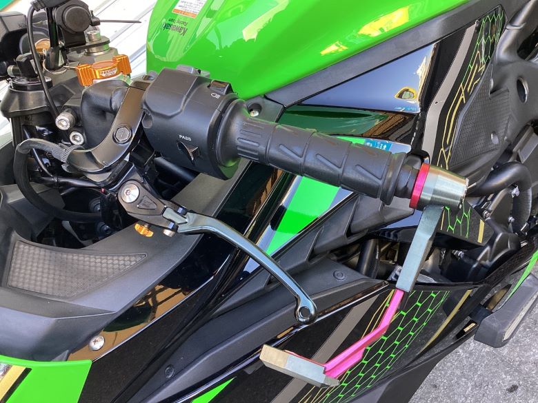 Ｎｉｎｊａ　ＺＸ−２５Ｒ　ＳＥ