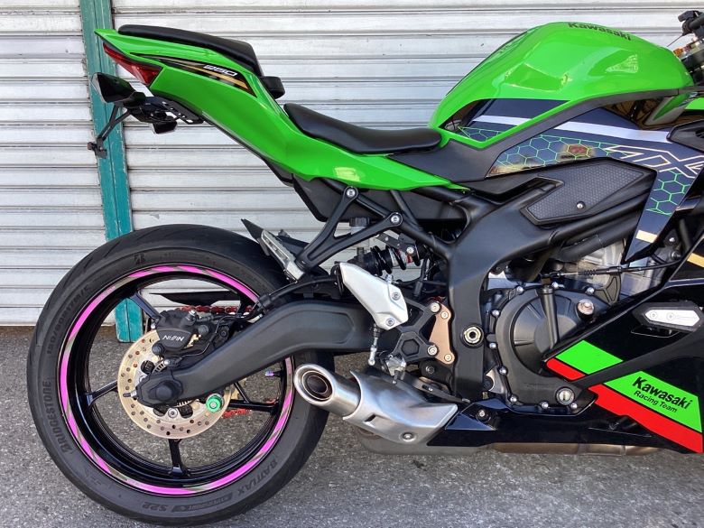 Ｎｉｎｊａ　ＺＸ−２５Ｒ　ＳＥ