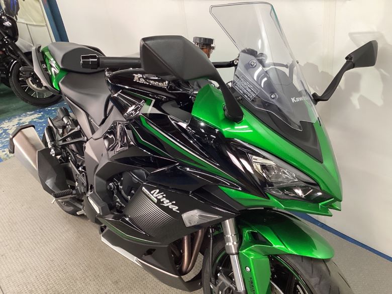 Ｎｉｎｊａ　１０００　ＳＸ