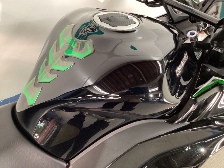 Ｎｉｎｊａ　１０００　ＳＸ