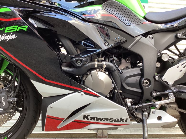 Ｎｉｎｊａ　ＺＸ−６Ｒ