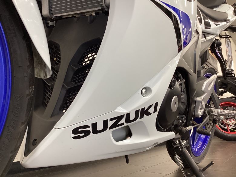 ＧＳＸ−Ｒ１２５