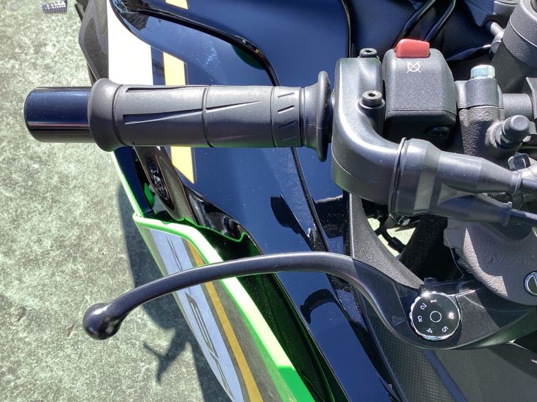 Ｎｉｎｊａ　ＺＸ−６Ｒ