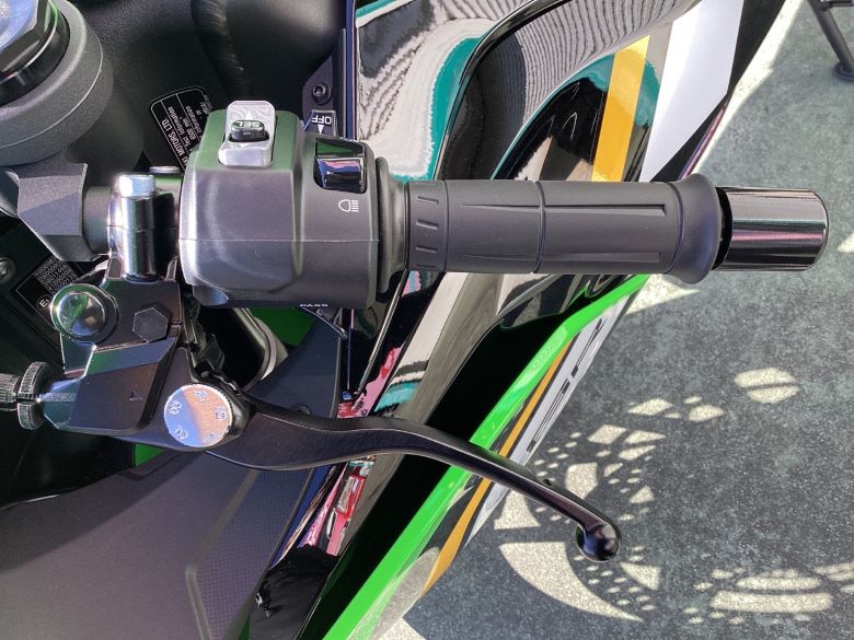 Ｎｉｎｊａ　ＺＸ−６Ｒ