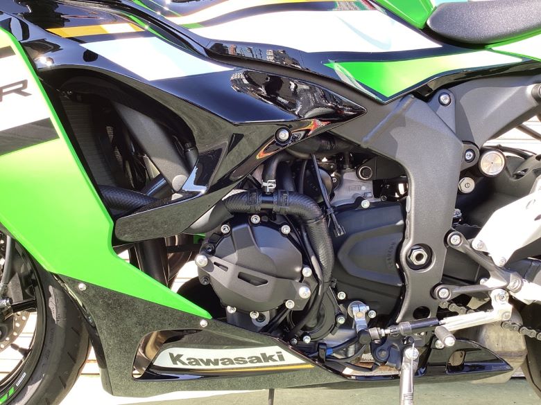 Ｎｉｎｊａ　ＺＸ−６Ｒ