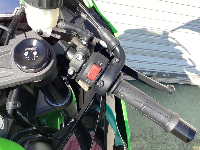 Ｎｉｎｊａ　ＺＸ−６Ｒ