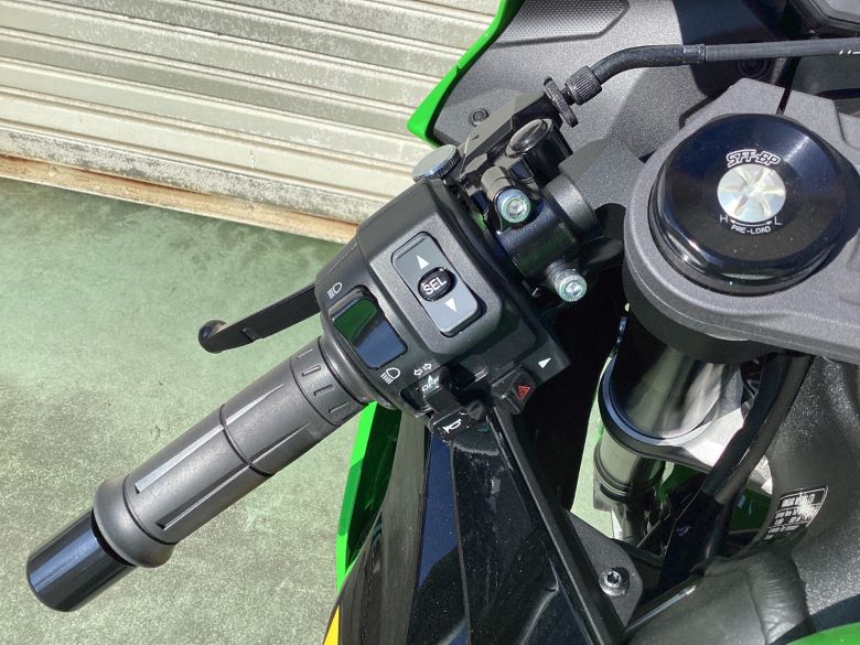 Ｎｉｎｊａ　ＺＸ−６Ｒ