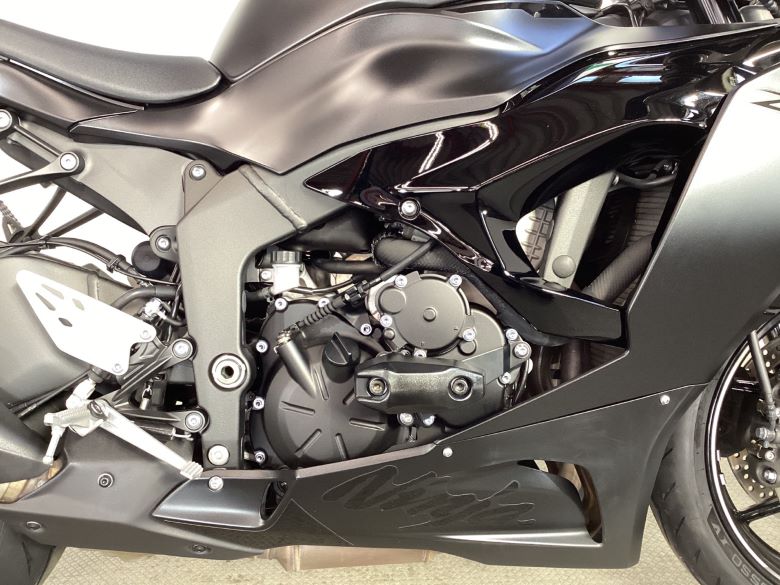 Ｎｉｎｊａ　ＺＸ−６Ｒ