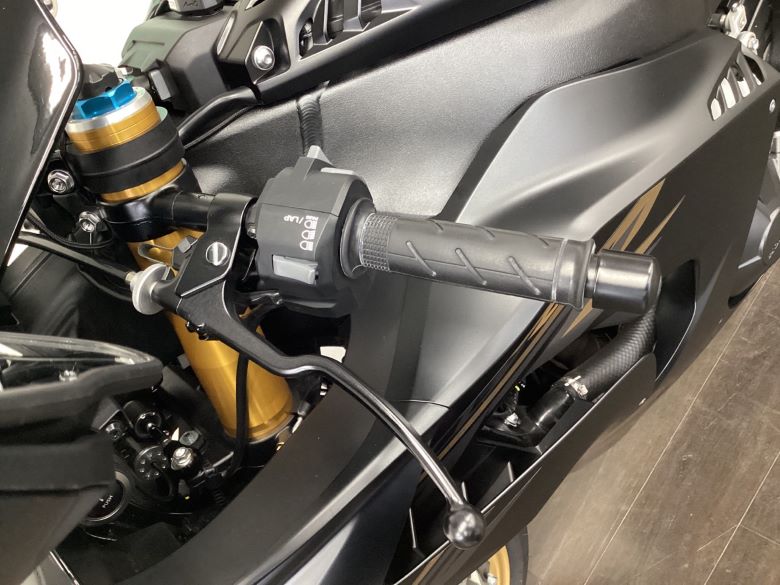 ＣＢＲ１０００ＲＲ−Ｒ