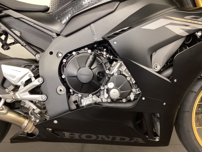 ＣＢＲ１０００ＲＲ−Ｒ