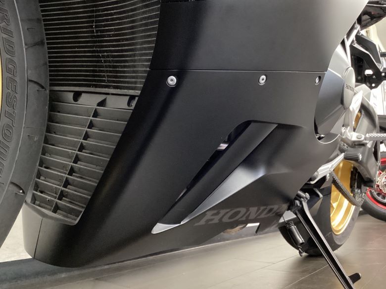 ＣＢＲ１０００ＲＲ−Ｒ