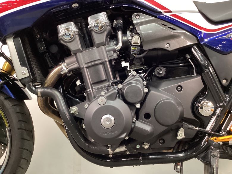 ＣＢ１３００Ｓｕｐｅｒ　ボルドール