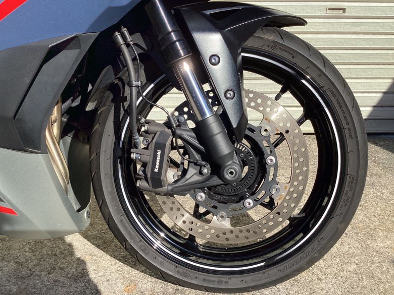 Ｎｉｎｊａ　ＺＸ−２５Ｒ　ＳＥ