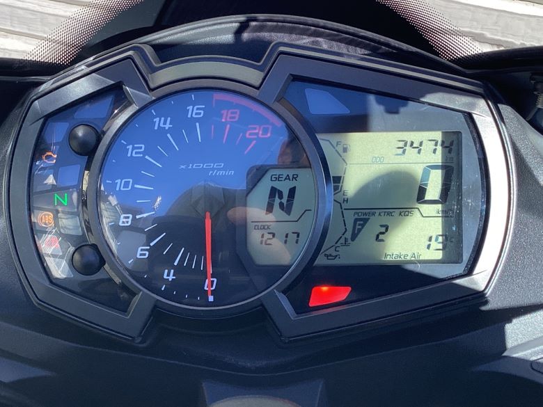 Ｎｉｎｊａ　ＺＸ−２５Ｒ　ＳＥ