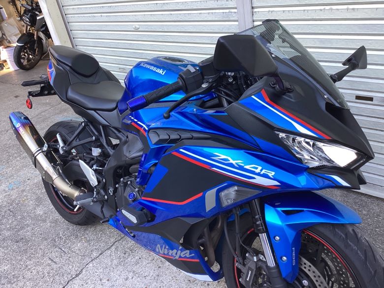 Ｎｉｎｊａ　ＺＸ−４Ｒ　ＳＥ