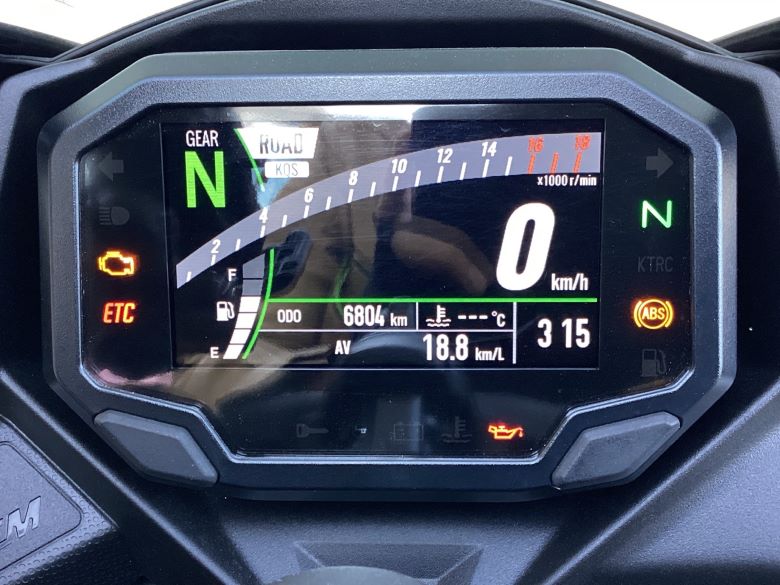 Ｎｉｎｊａ　ＺＸ−４Ｒ　ＳＥ