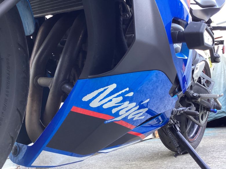 Ｎｉｎｊａ　ＺＸ−４Ｒ　ＳＥ