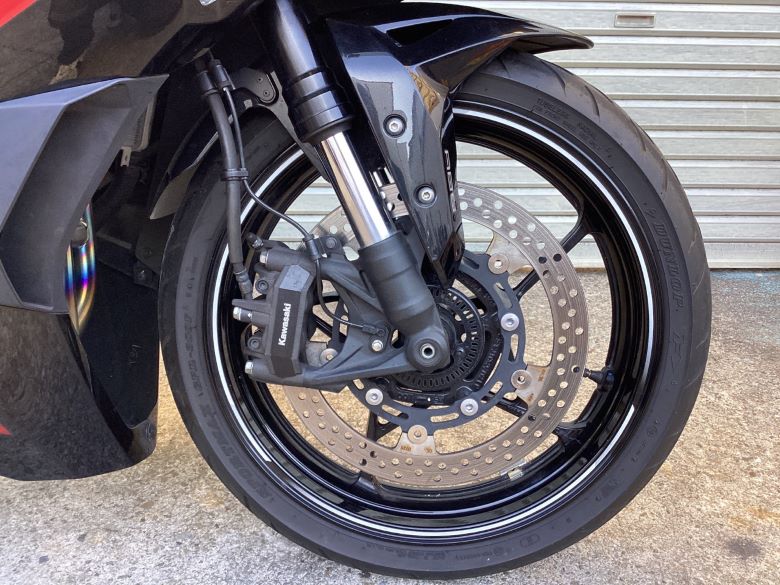 Ｎｉｎｊａ　ＺＸ−２５Ｒ　ＳＥ