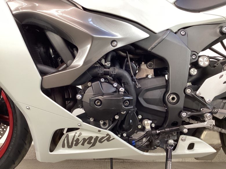 Ｎｉｎｊａ　ＺＸ−６Ｒ