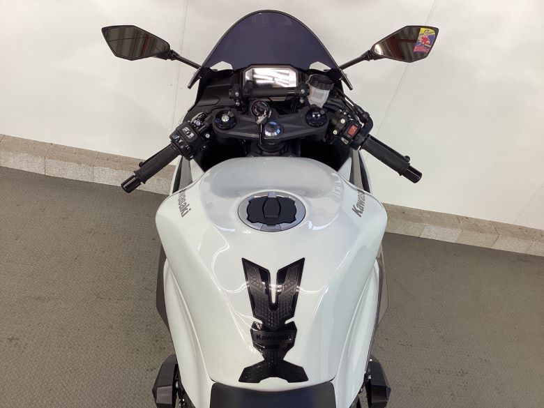 Ｎｉｎｊａ　ＺＸ−６Ｒ