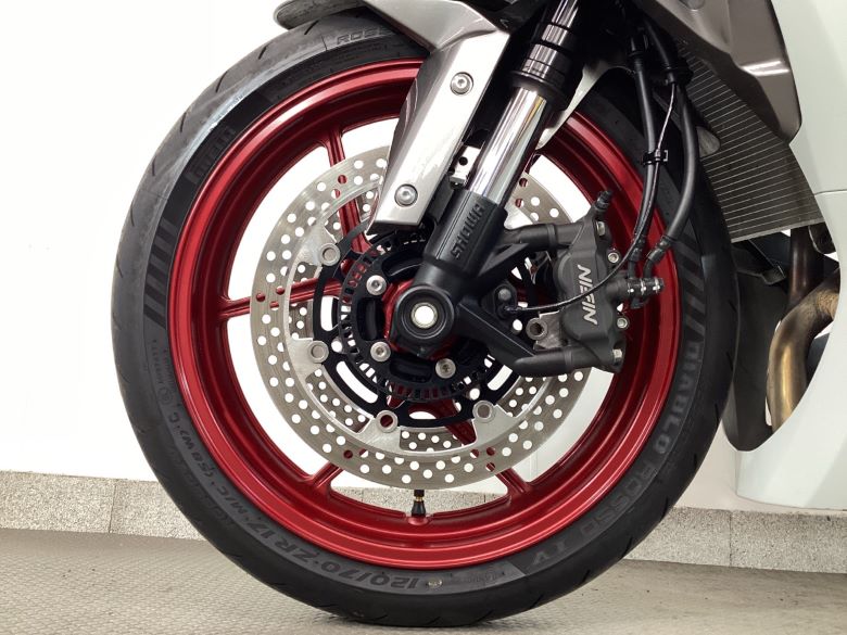 Ｎｉｎｊａ　ＺＸ−６Ｒ