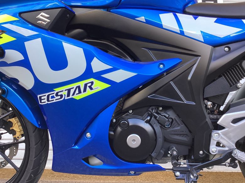 ＧＳＸ−Ｒ１２５