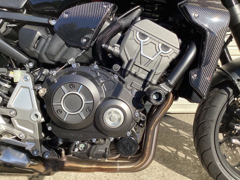 ＣＢ１０００Ｒ