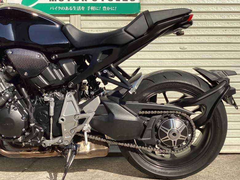 ＣＢ１０００Ｒ