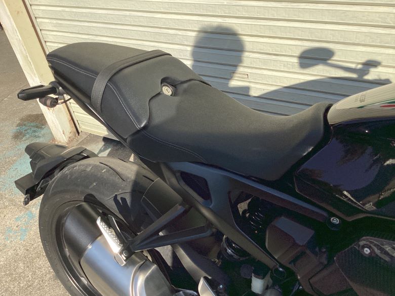 ＣＢ１０００Ｒ