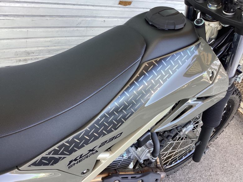 ＫＬＸ２３０シェルパ