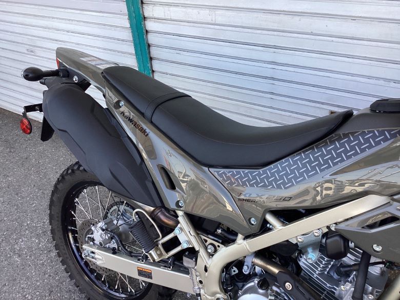 ＫＬＸ２３０シェルパ