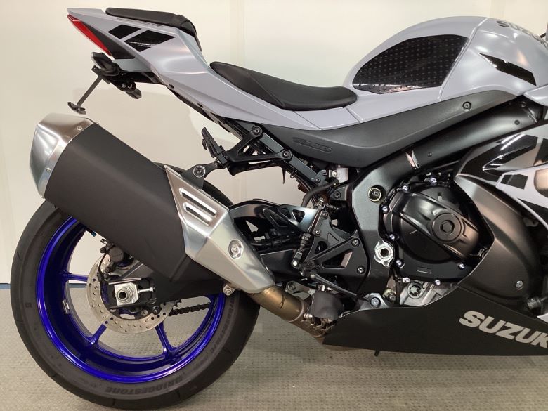 ＧＳＸ−Ｒ１０００Ｒ