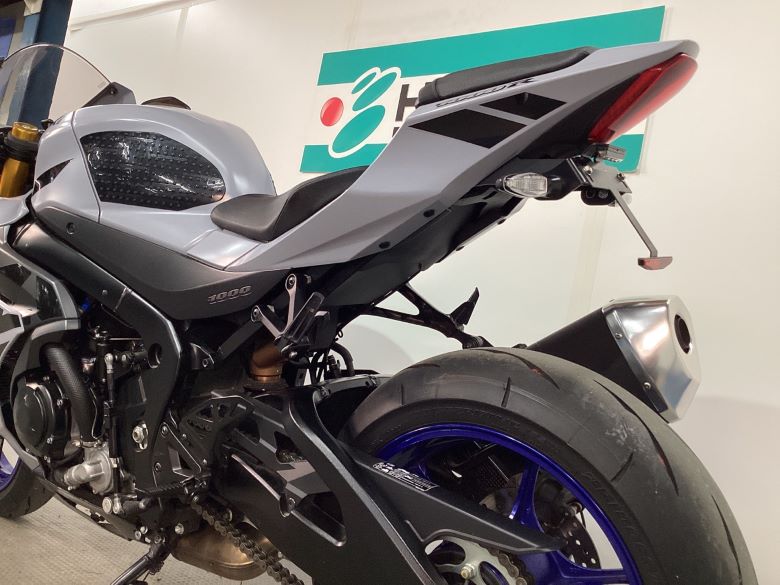 ＧＳＸ−Ｒ１０００Ｒ