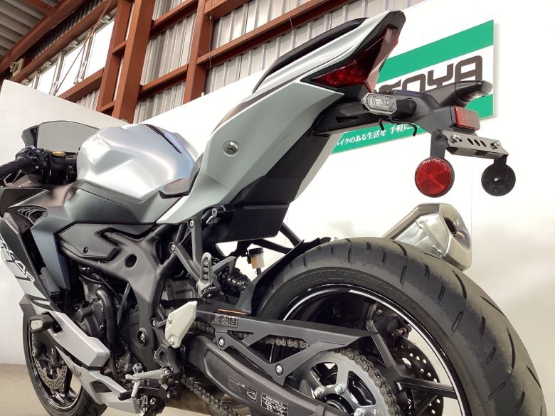 Ｎｉｎｊａ　ＺＸ−４Ｒ　ＳＥ