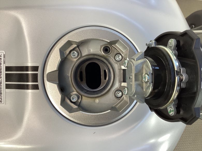 Ｎｉｎｊａ　ＺＸ−４Ｒ　ＳＥ